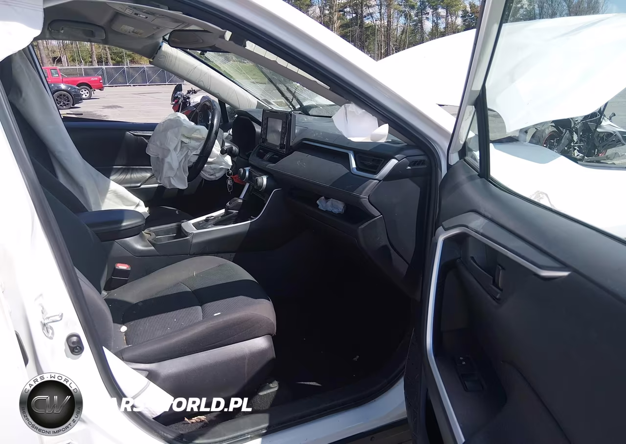 2021 Toyota Rav4 Hybrid Le VIN:2T3MWRFV6MW116490 - 5