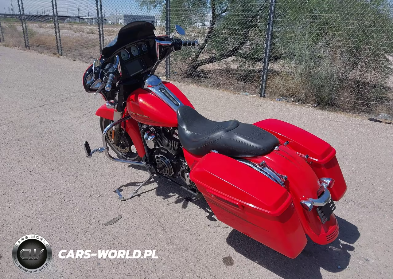 2017 Harley-Davidson Flhxs Street Glide Special VIN:1HD1KRC11HB684417 - 3