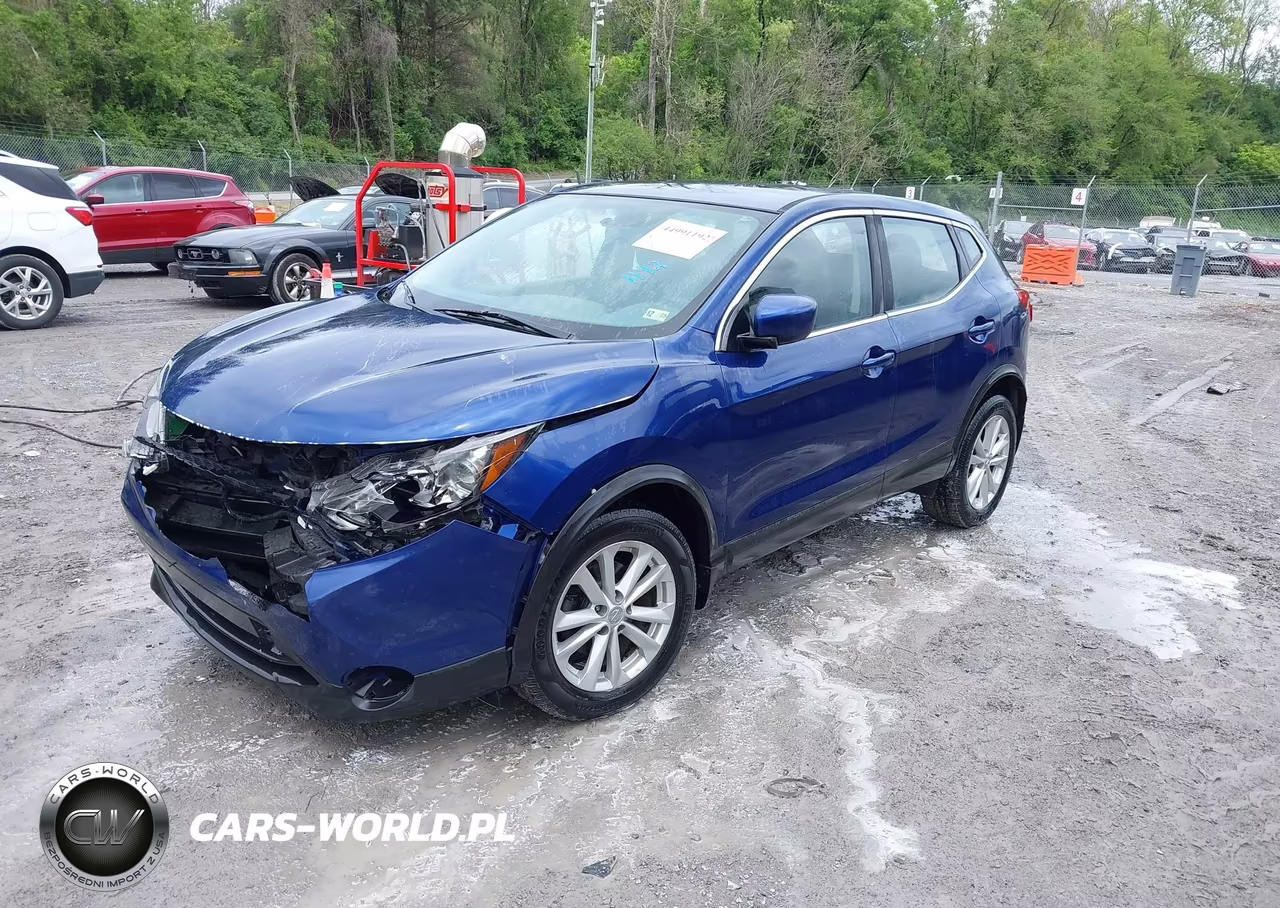 2018 Nissan Rogue Sport S VIN:JN1BJ1CR8JW203631 - 2