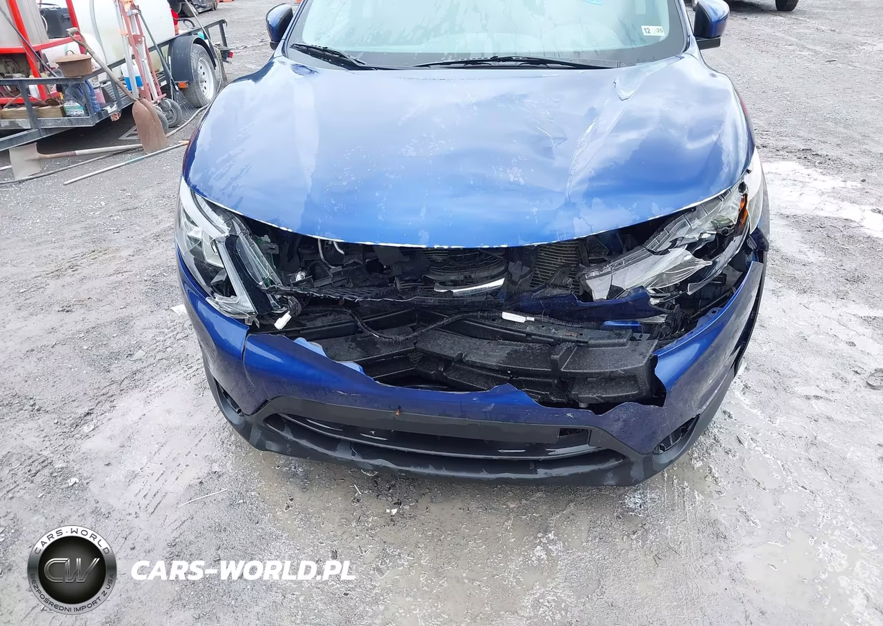 2018 Nissan Rogue Sport S VIN:JN1BJ1CR8JW203631 - 6