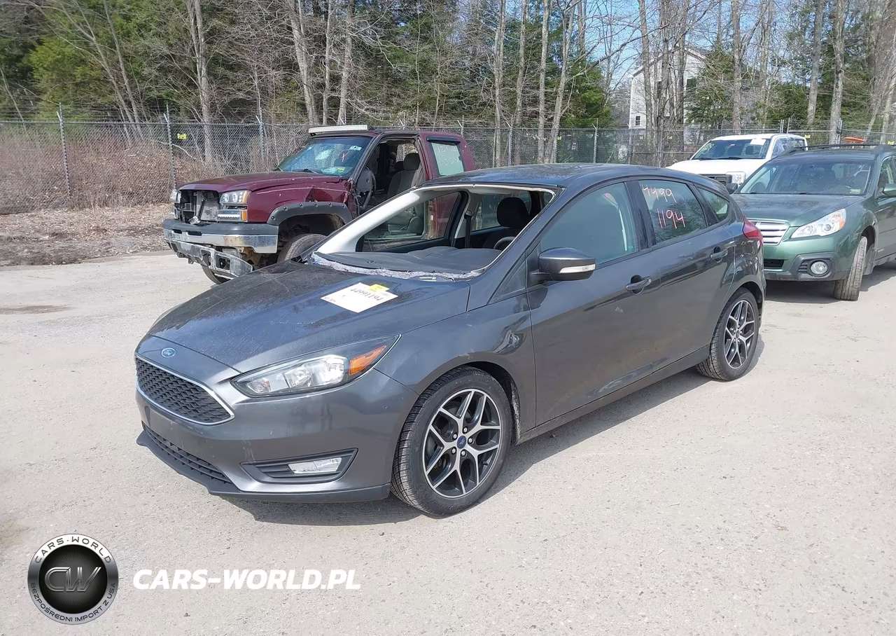 2017 Ford Focus Sel VIN:1FADP3M2XHL326494 - 2