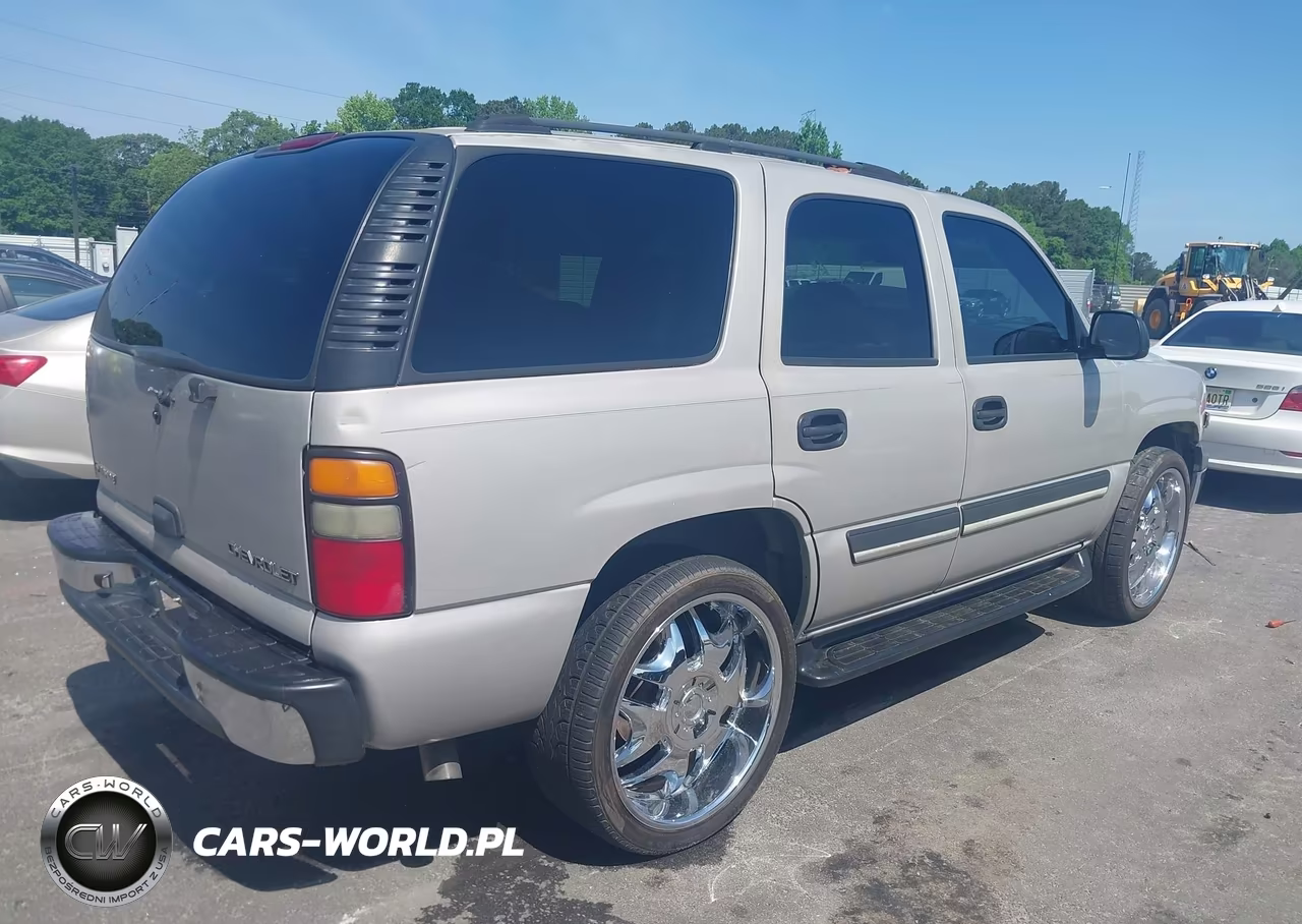 2004 Chevrolet Tahoe Ls VIN:1GNEC13V44J213115 - 4