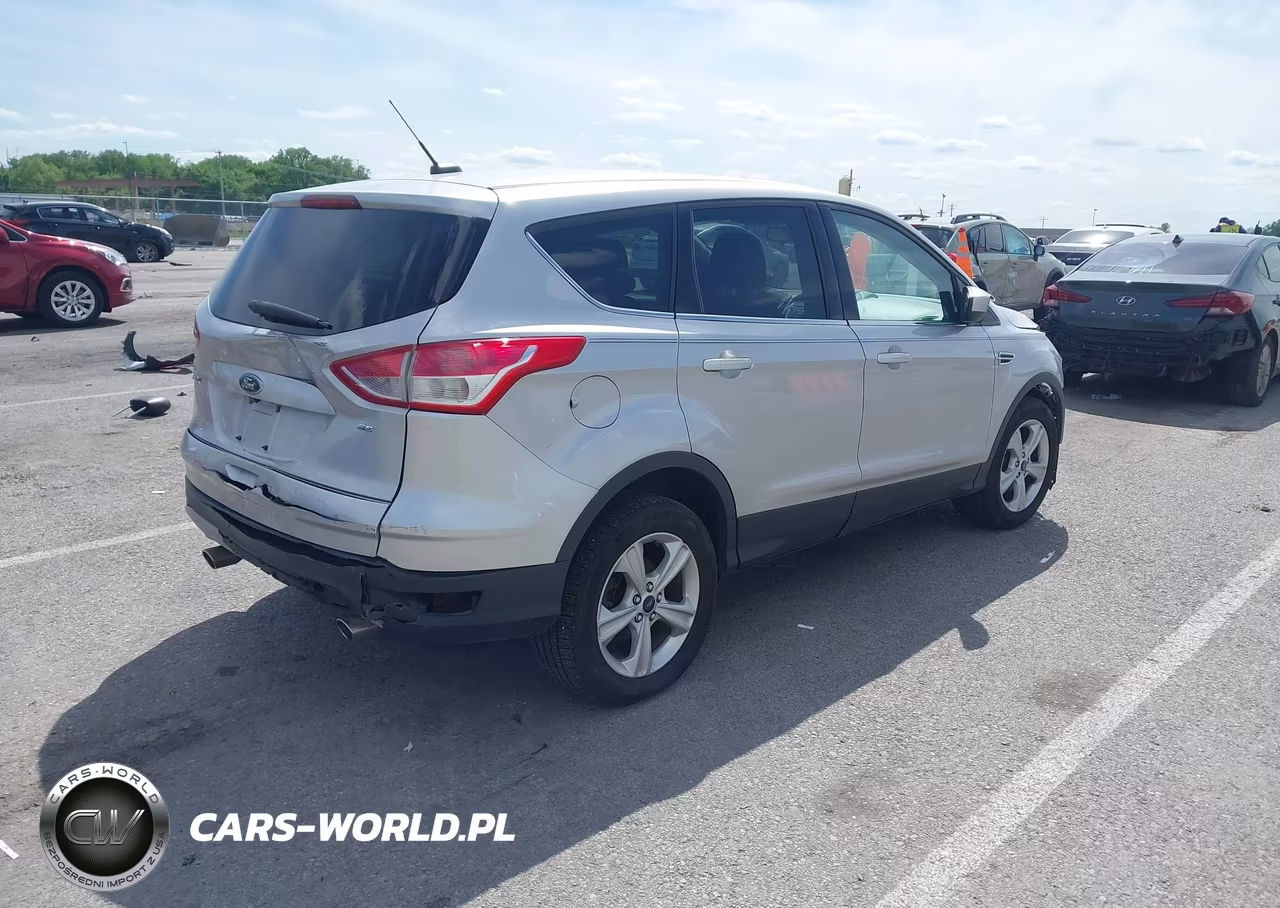 2016 Ford Escape Se VIN:1FMCU0G78GUC75943 - 4