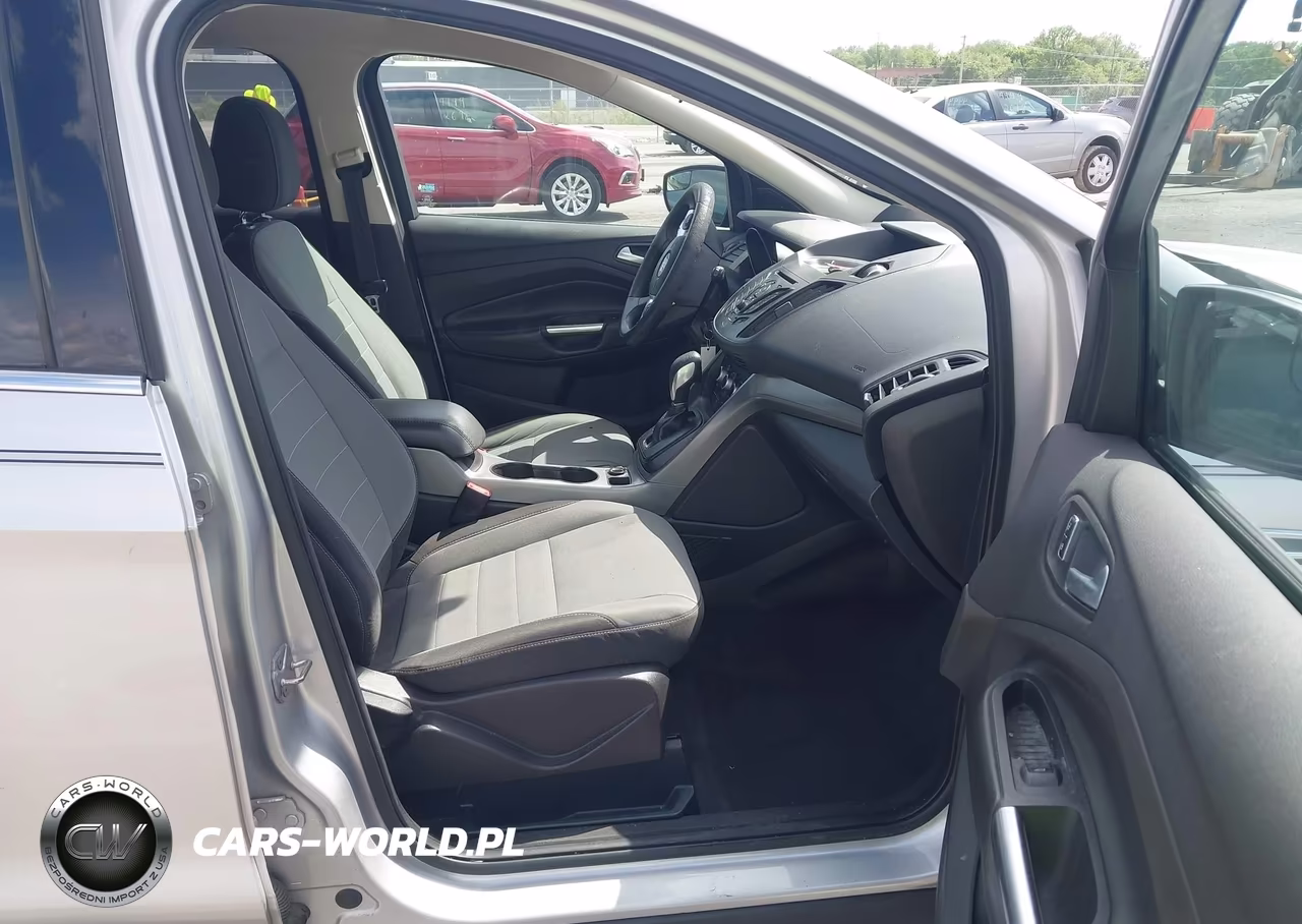 2016 Ford Escape Se VIN:1FMCU0G78GUC75943 - 5