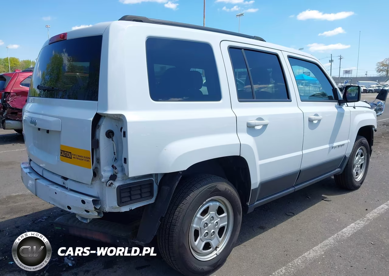 2016 Jeep Patriot Sport VIN:1C4NJRBB2GD580828 - 4