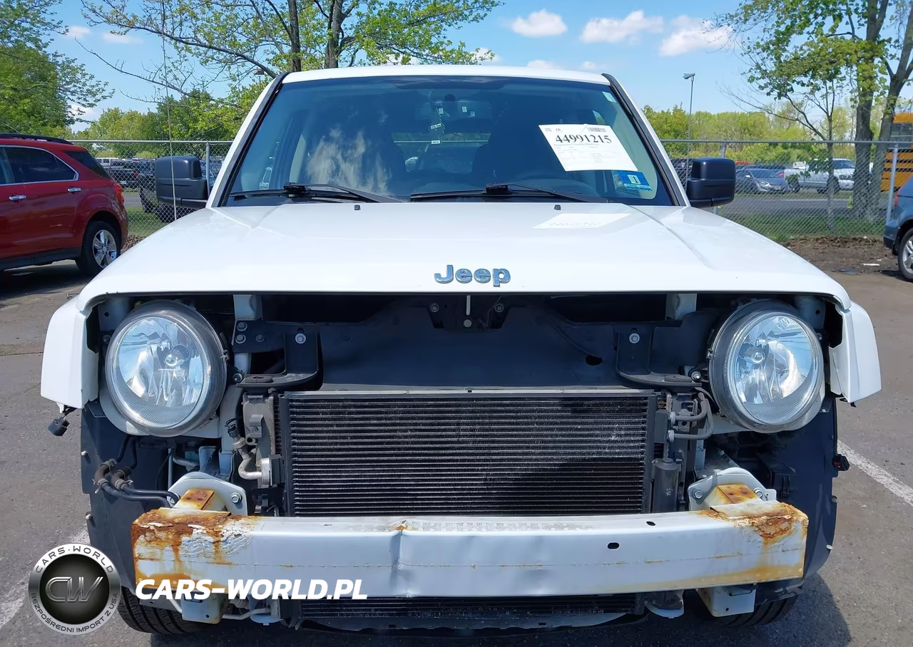 2016 Jeep Patriot Sport VIN:1C4NJRBB2GD580828 - 6