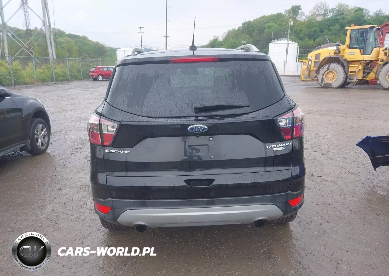2017 Ford Escape Titanium VIN:1FMCU9JD9HUC05968 - 16
