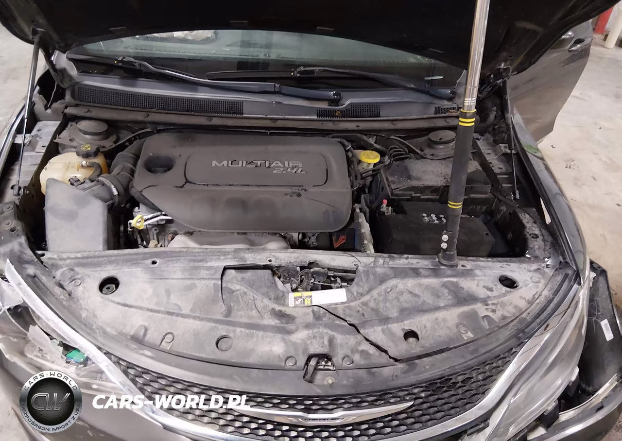 2015 Chrysler 200 Limited VIN:1C3CCCAB6FN682162 - 10