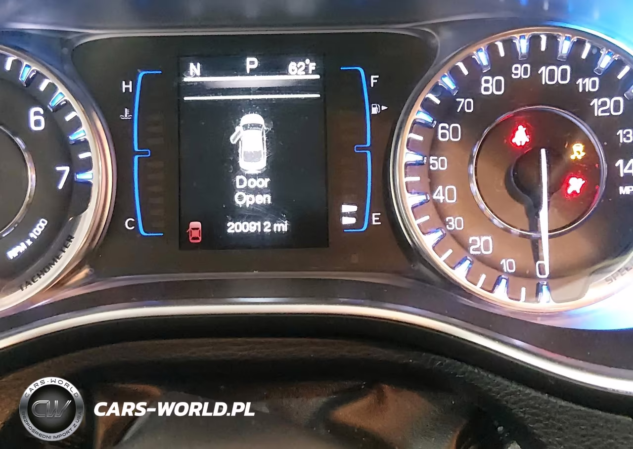 2015 Chrysler 200 Limited VIN:1C3CCCAB6FN682162 - 15