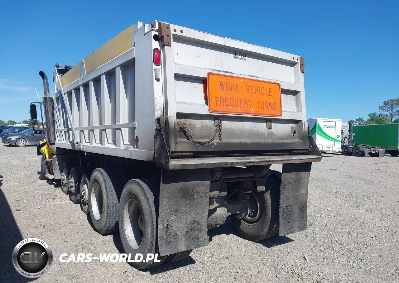2007 Freightliner M2 112 Medium Duty VIN:1FVHC5DE37HY37953 - 3