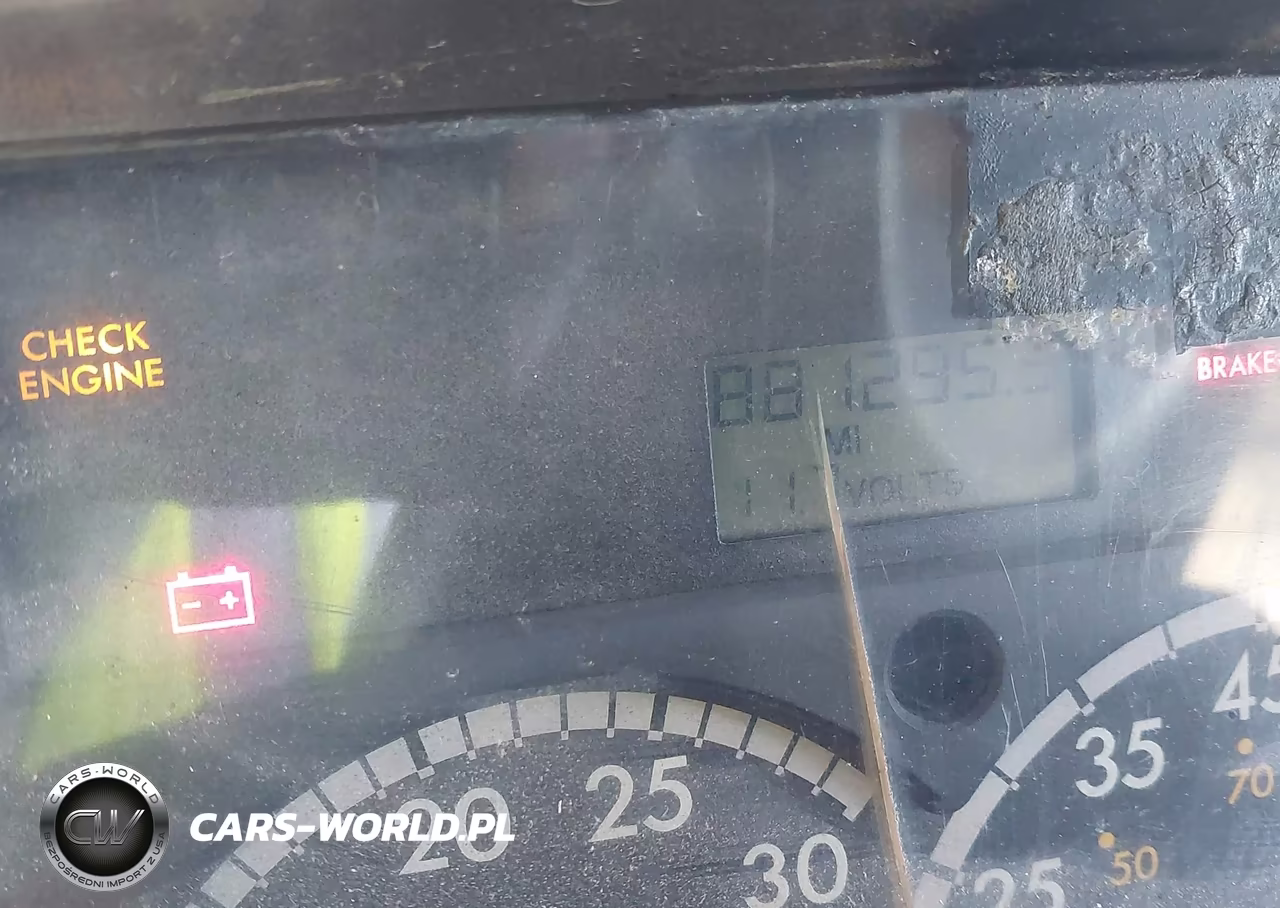 2007 Freightliner M2 112 Medium Duty VIN:1FVHC5DE37HY37953 - 5