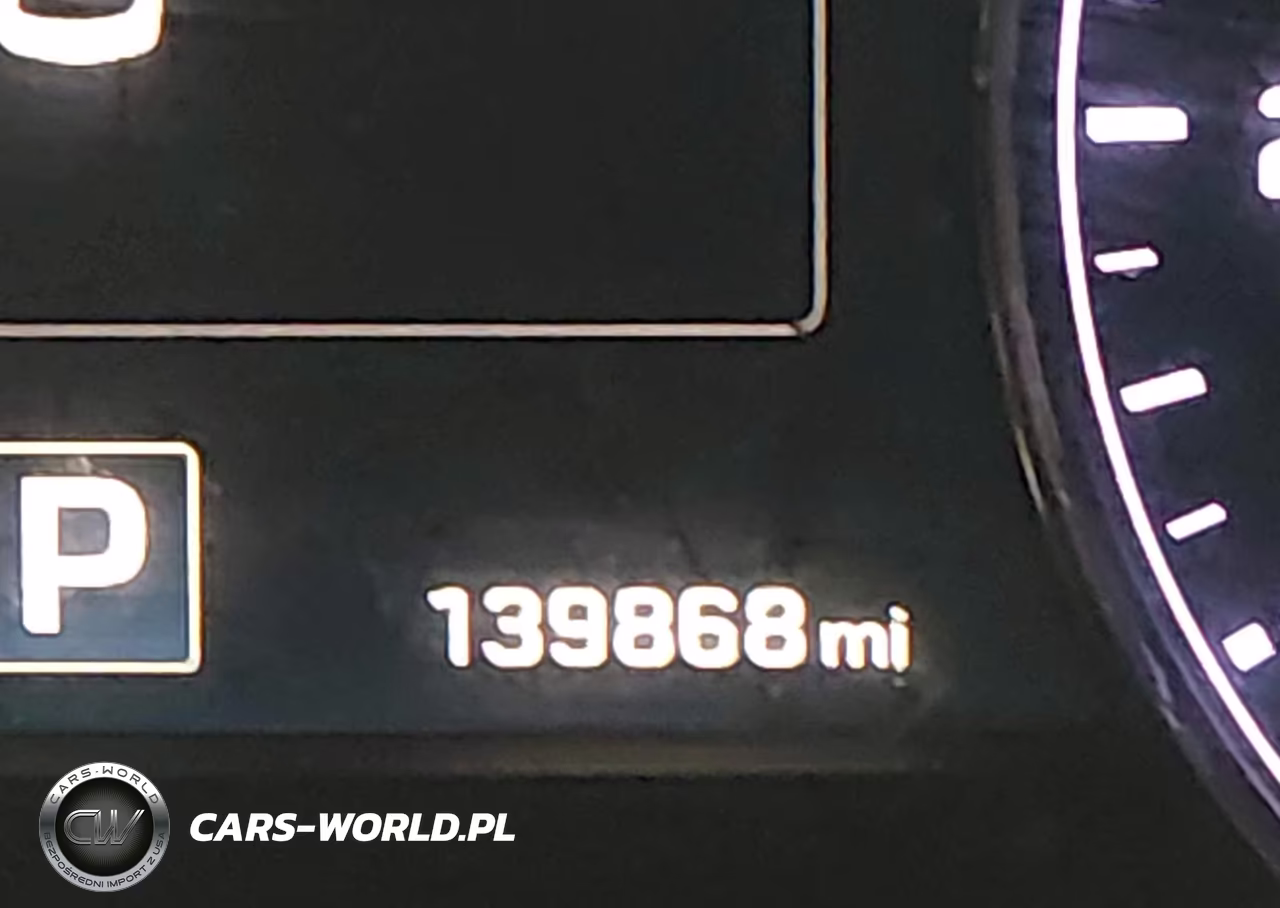 2015 Hyundai Genesis 3.8 VIN:KMHGN4JE4FU053556 - 15
