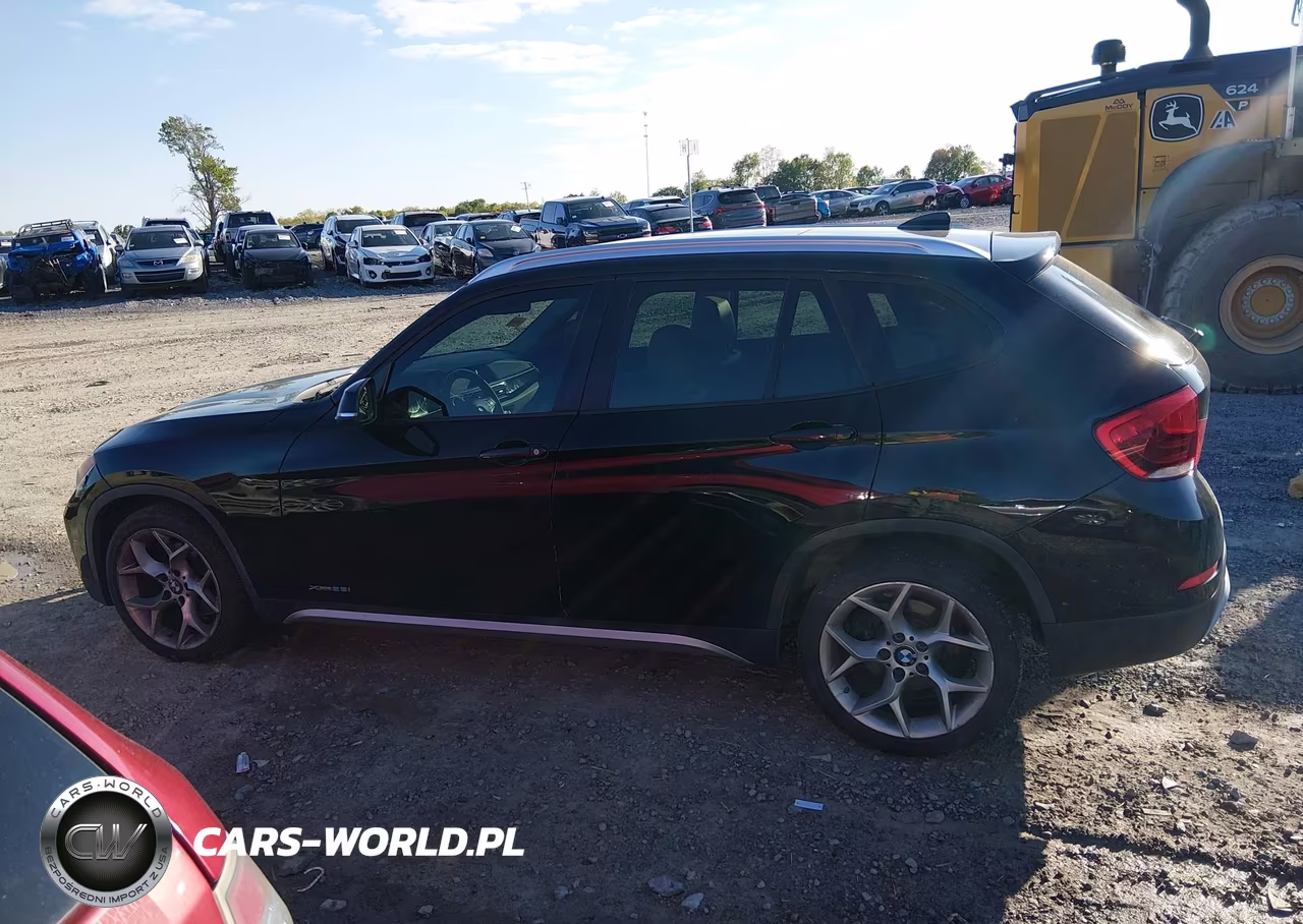 2013 BMW X1 xDrive28I VIN:WBAVL1C57DVR82819 - 15
