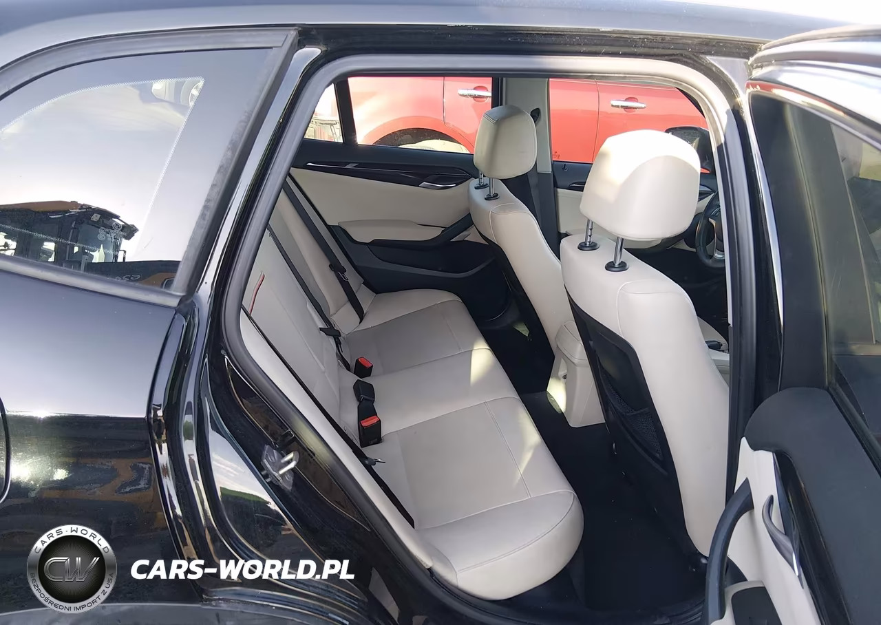2013 BMW X1 xDrive28I VIN:WBAVL1C57DVR82819 - 8