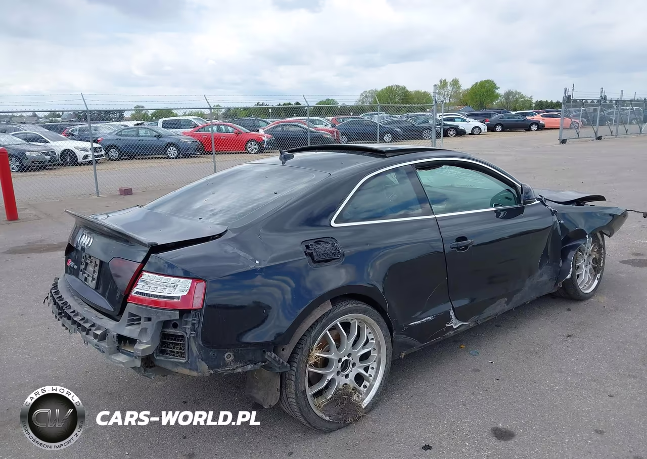 2011 Audi S5 4.2 Premium Plus VIN:WAUCVAFR1BA011240 - 4