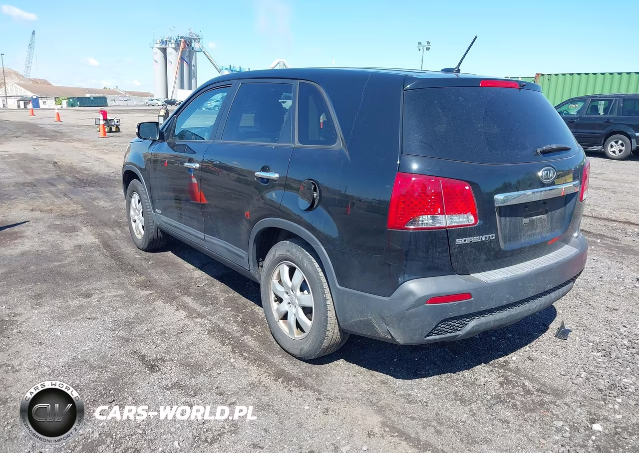 2012 Kia Sorento Lx VIN:5XYKTCA64CG225573 - 3