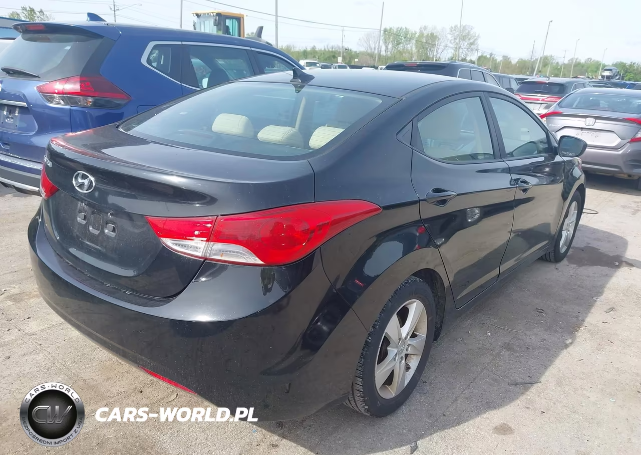 2013 Hyundai Elantra Gls-Limited VIN:KMHDH4AE9DU519960 - 4