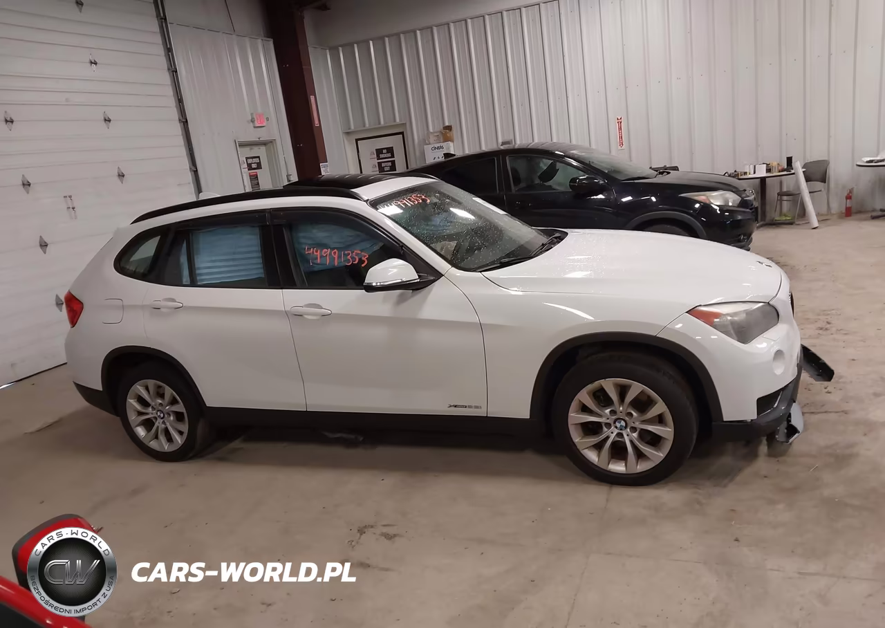 2013 BMW X1 xDrive28I VIN:WBAVL1C53DVR82428 - 13
