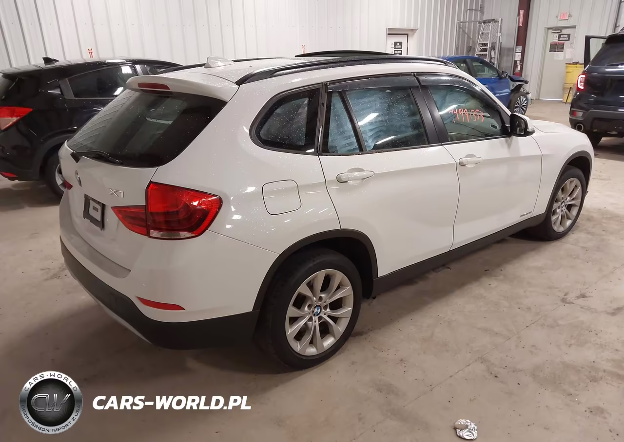 2013 BMW X1 xDrive28I VIN:WBAVL1C53DVR82428 - 4