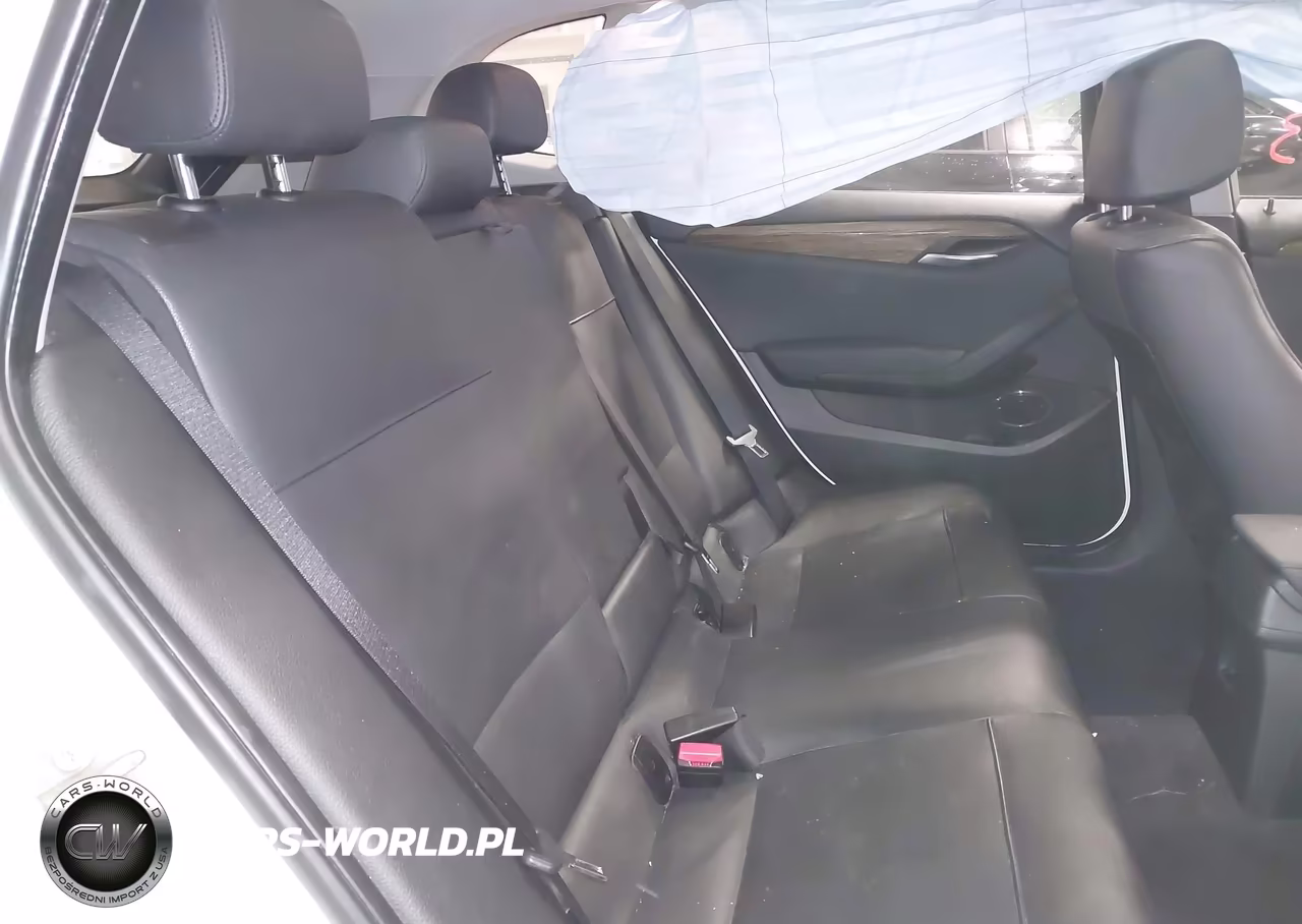 2013 BMW X1 xDrive28I VIN:WBAVL1C53DVR82428 - 8