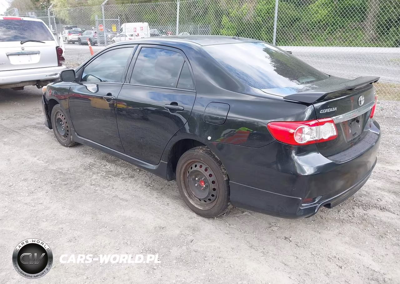 2011 Toyota Corolla S VIN:2T1BU4EE1BC590470 - 3