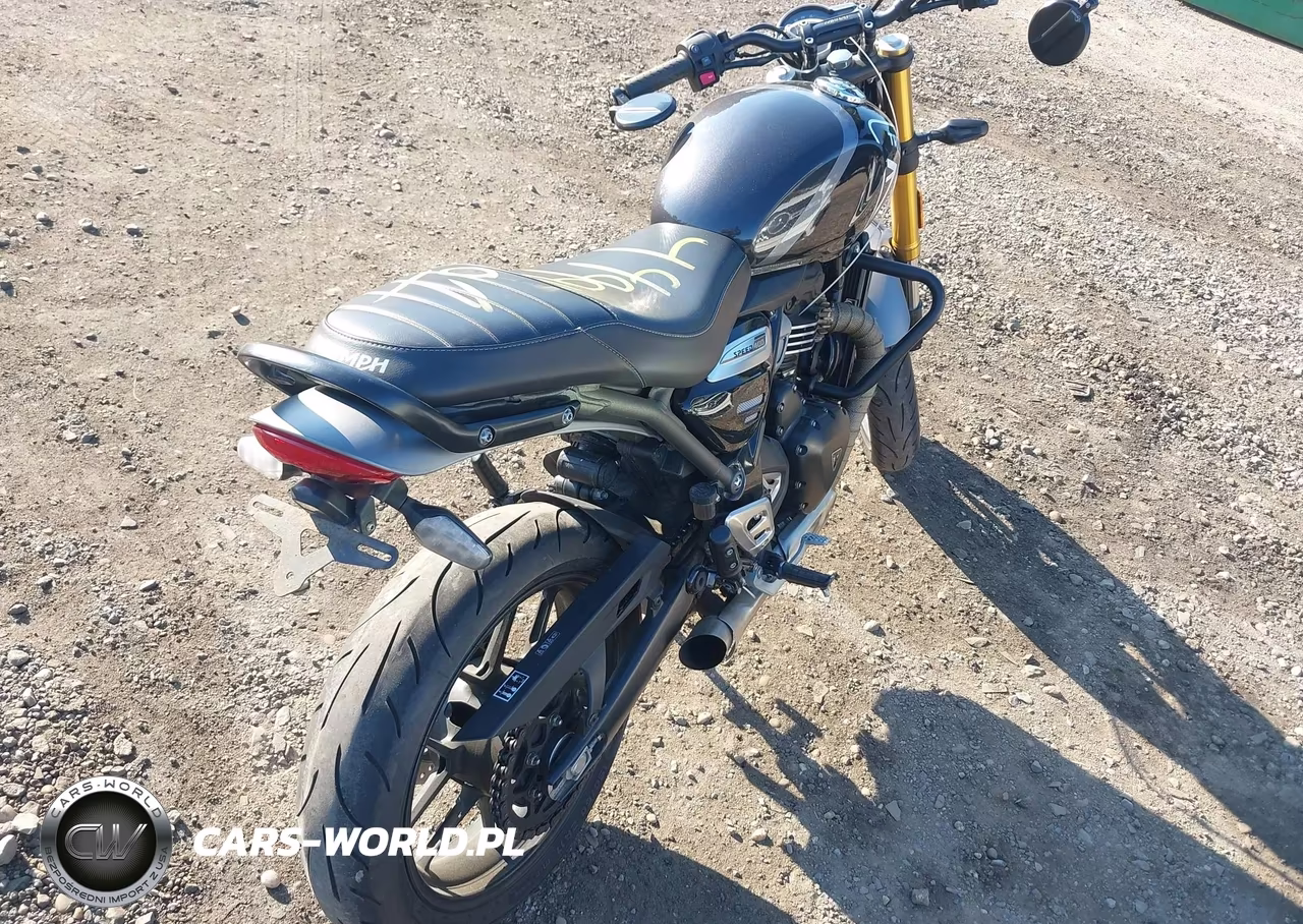 2024 Triumph Motorcycle Speed 400 VIN:SMTT127Y6RNA10750 - 4