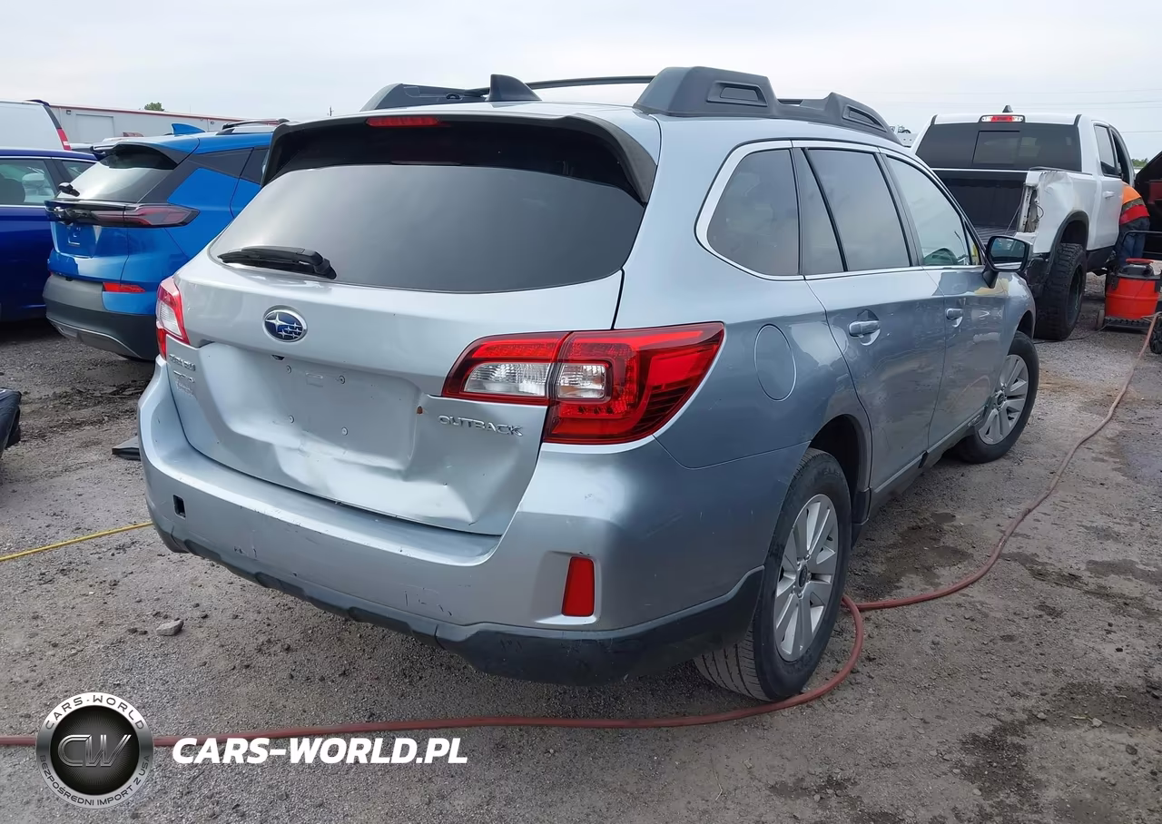 2016 Subaru Outback 2.5I Premium VIN:4S4BSBDC6G3282927 - 4