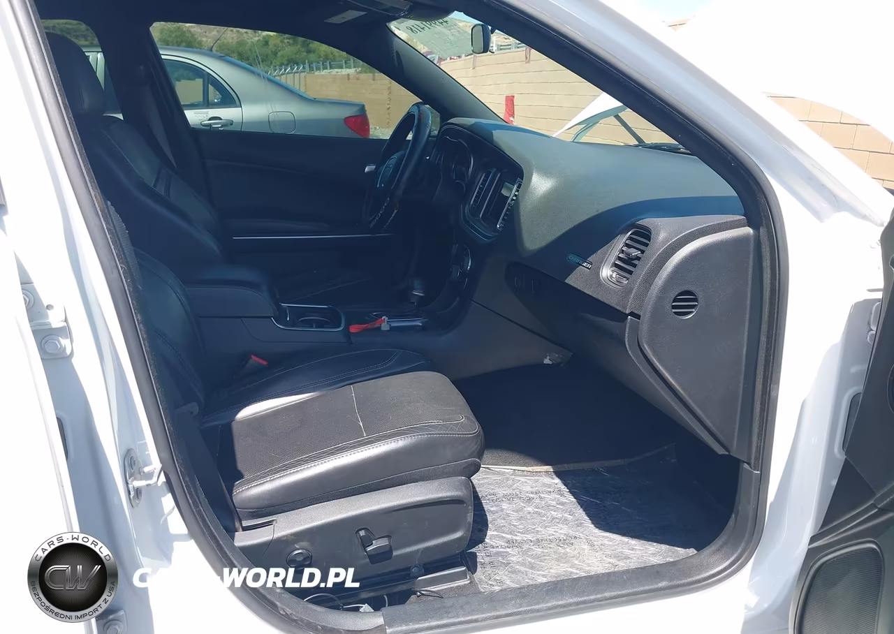 2019 Dodge Charger Sxt Rwd VIN:2C3CDXBG0KH657081 - 5