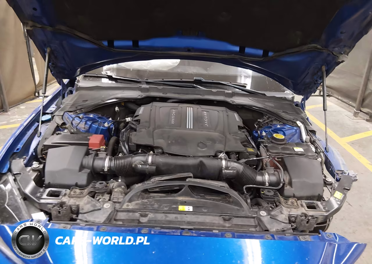 2017 Jaguar Xe 35T R-Sport VIN:SAJAF4BV6HA973412 - 10