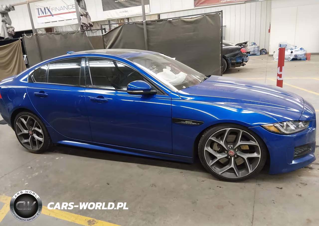 2017 Jaguar Xe 35T R-Sport VIN:SAJAF4BV6HA973412 - 14