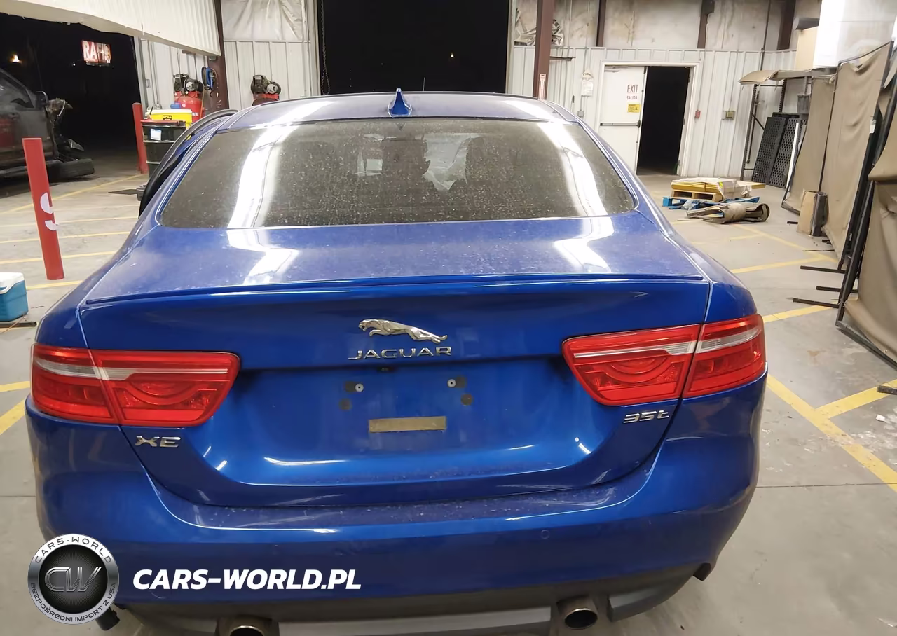 2017 Jaguar Xe 35T R-Sport VIN:SAJAF4BV6HA973412 - 17