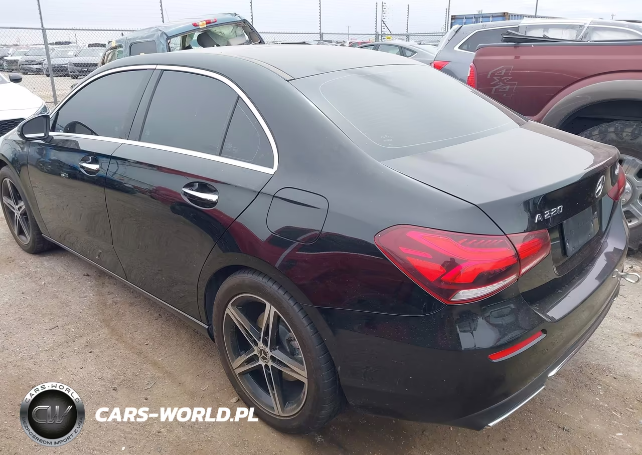 2019 Mercedes-Benz A 220 4Matic VIN:WDD3G4FB5KW035454 - 3