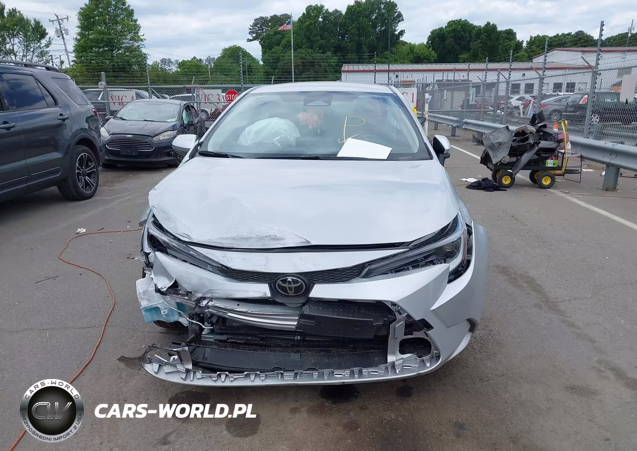 2026 Toyota Corolla Hybrid Hybrid Le VIN:JTDBCMFE7T3138048 - 12
