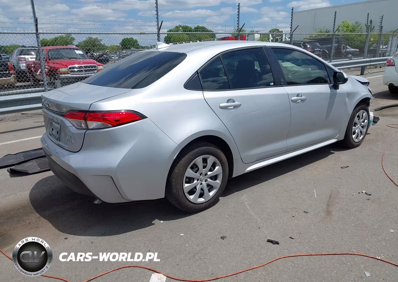2026 Toyota Corolla Hybrid Hybrid Le VIN:JTDBCMFE7T3138048 - 4