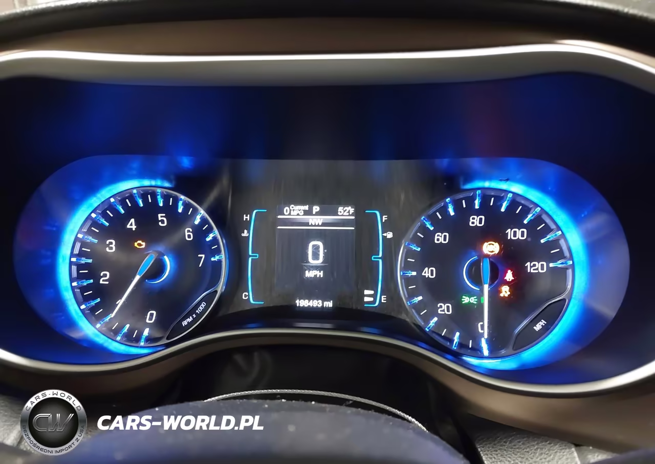 2017 Chrysler Pacifica Touring VIN:2C4RC1DG5HR610618 - 7