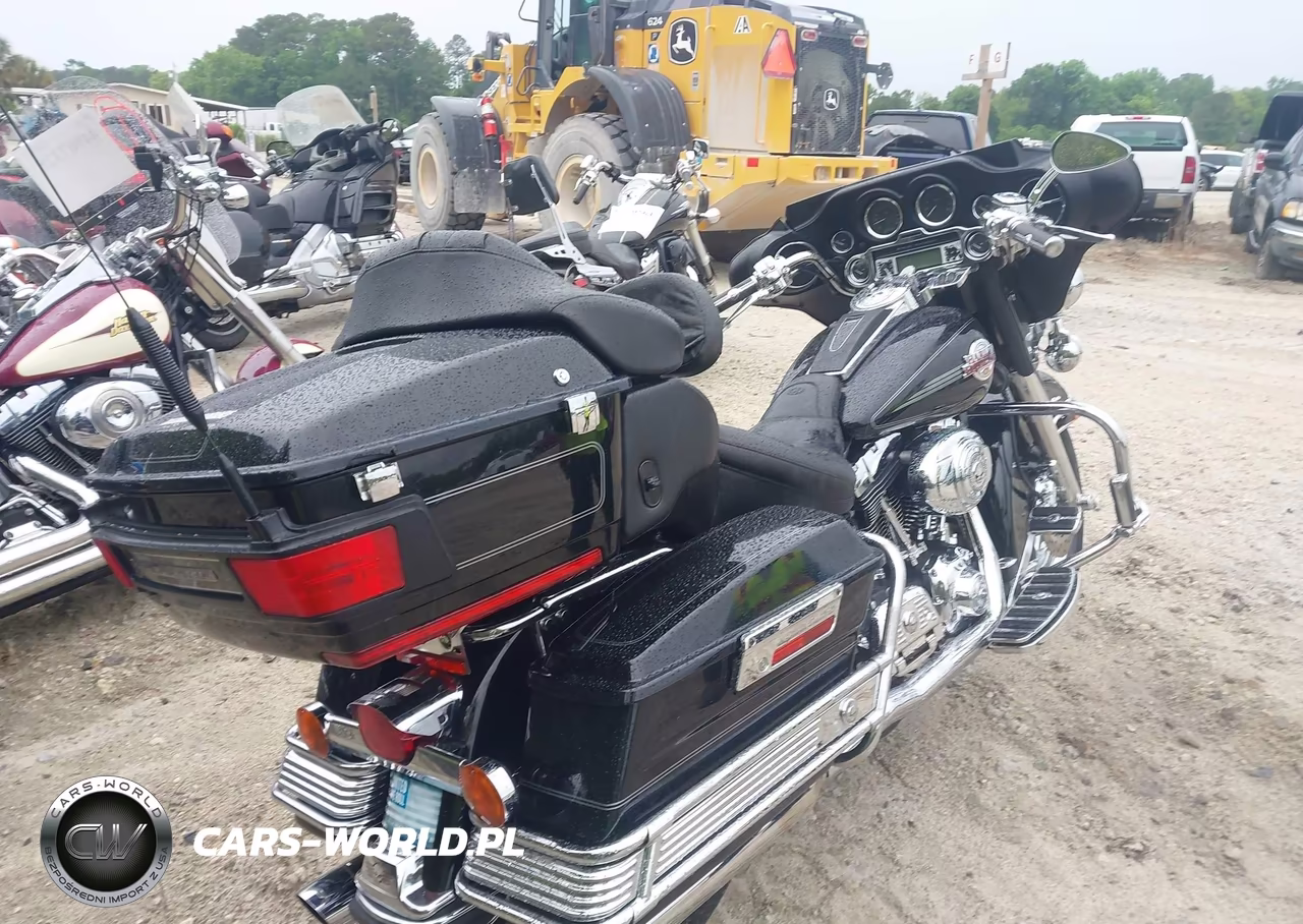 2007 Harley-Davidson Flhtcui VIN:1HD1FC4197Y723976 - 4