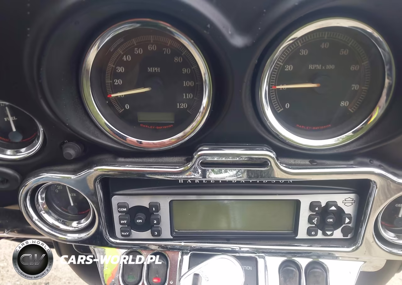 2007 Harley-Davidson Flhtcui VIN:1HD1FC4197Y723976 - 7