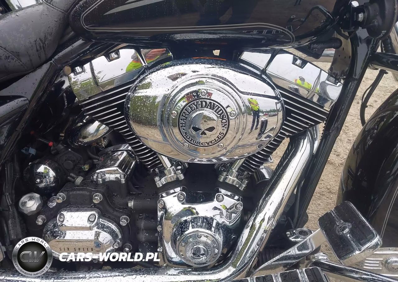 2007 Harley-Davidson Flhtcui VIN:1HD1FC4197Y723976 - 8
