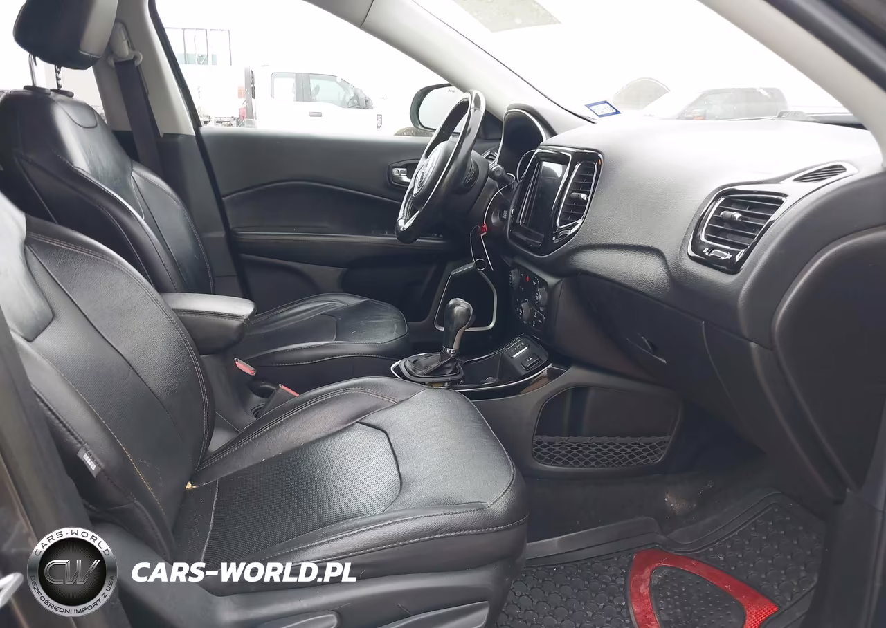 2019 Jeep Compass Limited Fwd VIN:3C4NJCCBXKT772612 - 5