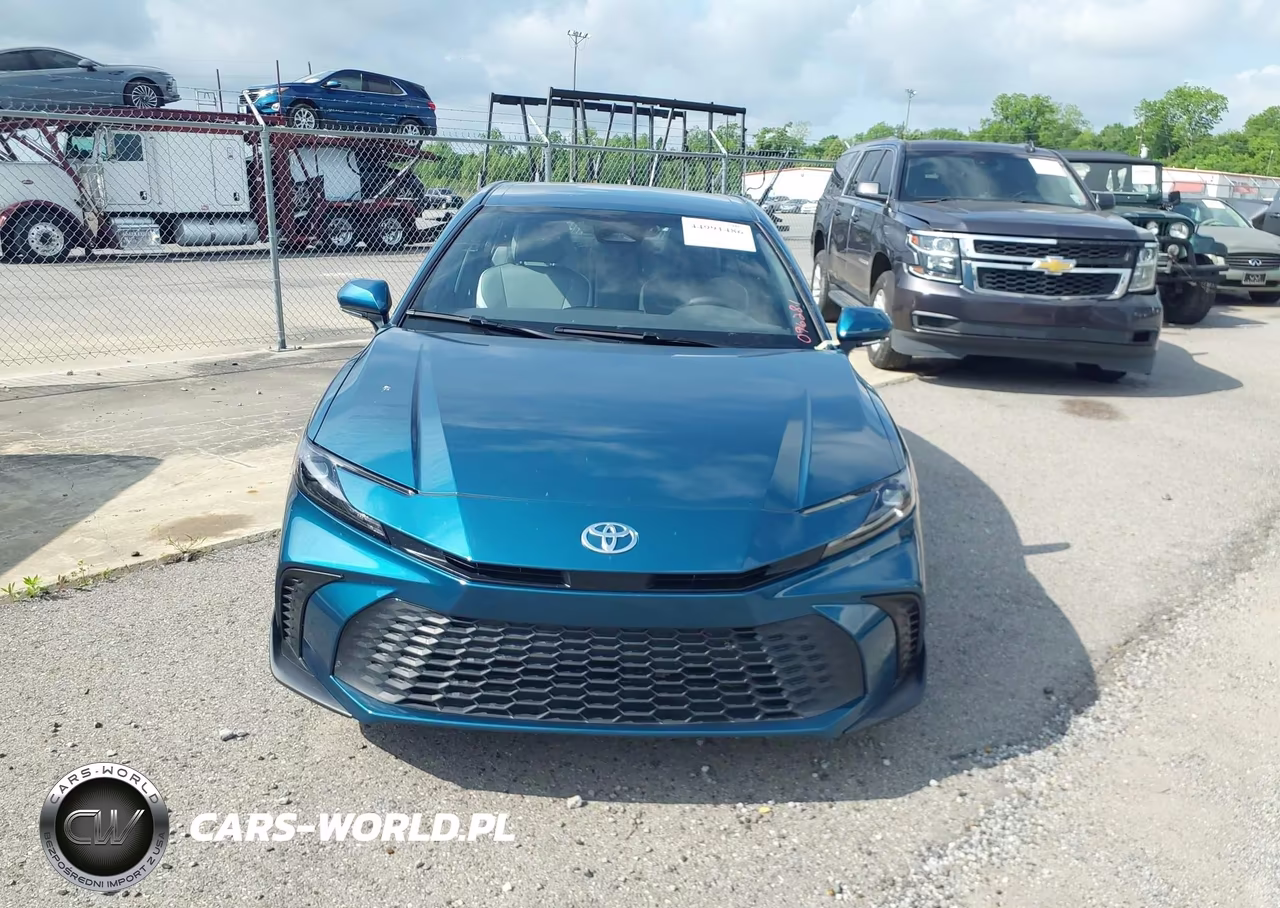 2025 Toyota Camry Se VIN:4T1DAACK5SU096281 - 12