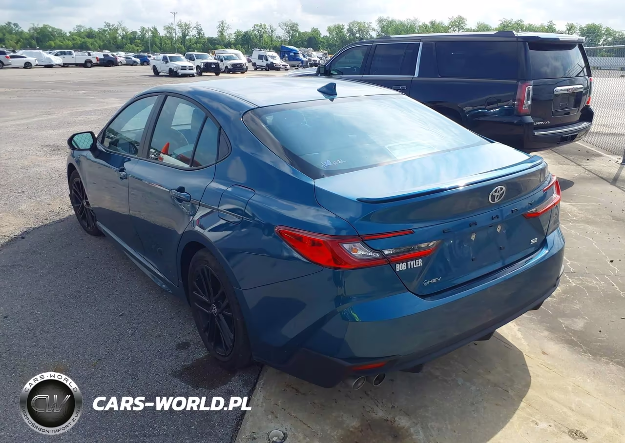 2025 Toyota Camry Se VIN:4T1DAACK5SU096281 - 3