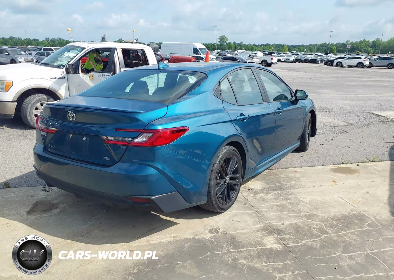 2025 Toyota Camry Se VIN:4T1DAACK5SU096281 - 4