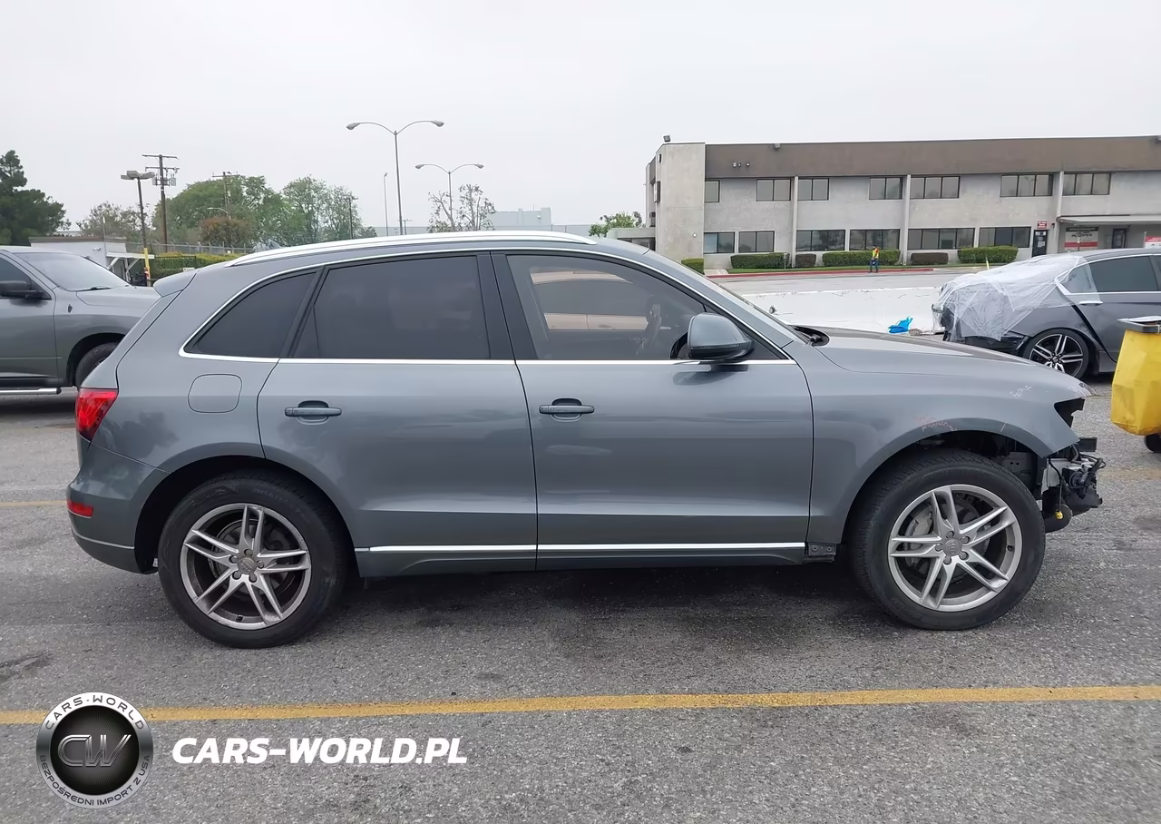 2014 Audi Q5 2.0T Premium VIN:WA1LFAFP0EA057087 - 14