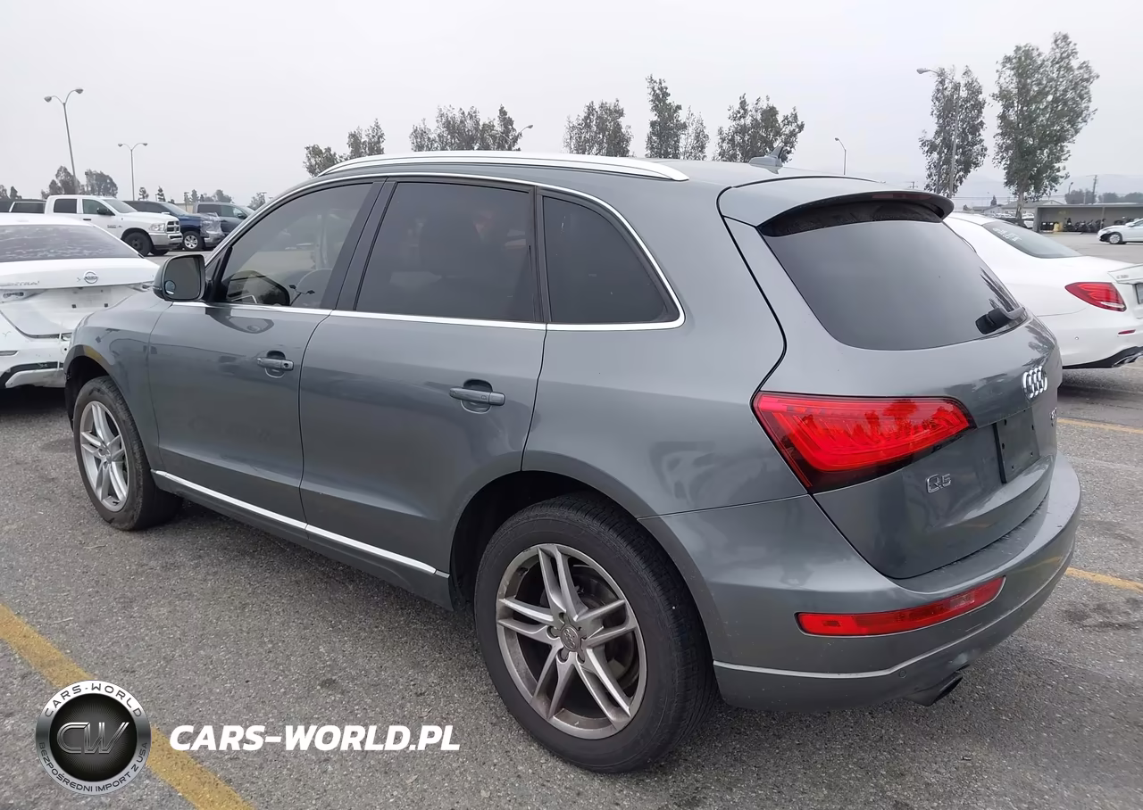 2014 Audi Q5 2.0T Premium VIN:WA1LFAFP0EA057087 - 3