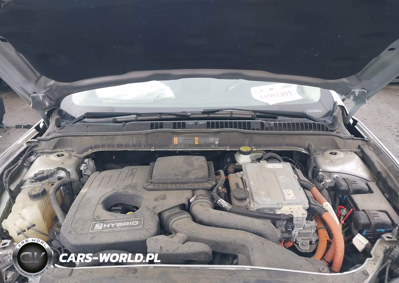 2018 Ford Fusion Hybrid Se VIN:3FA6P0LUXJR127916 - 10