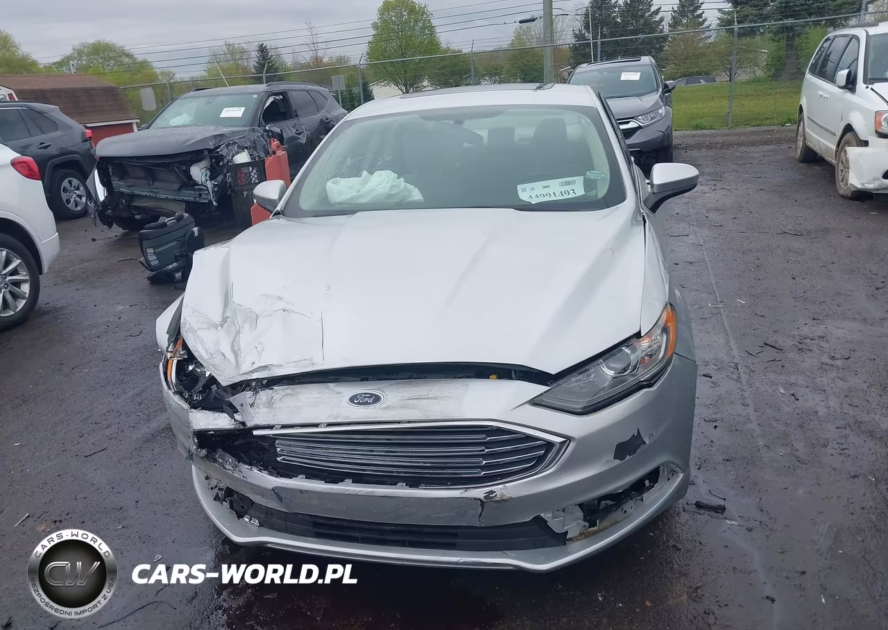 2018 Ford Fusion Hybrid Se VIN:3FA6P0LUXJR127916 - 12