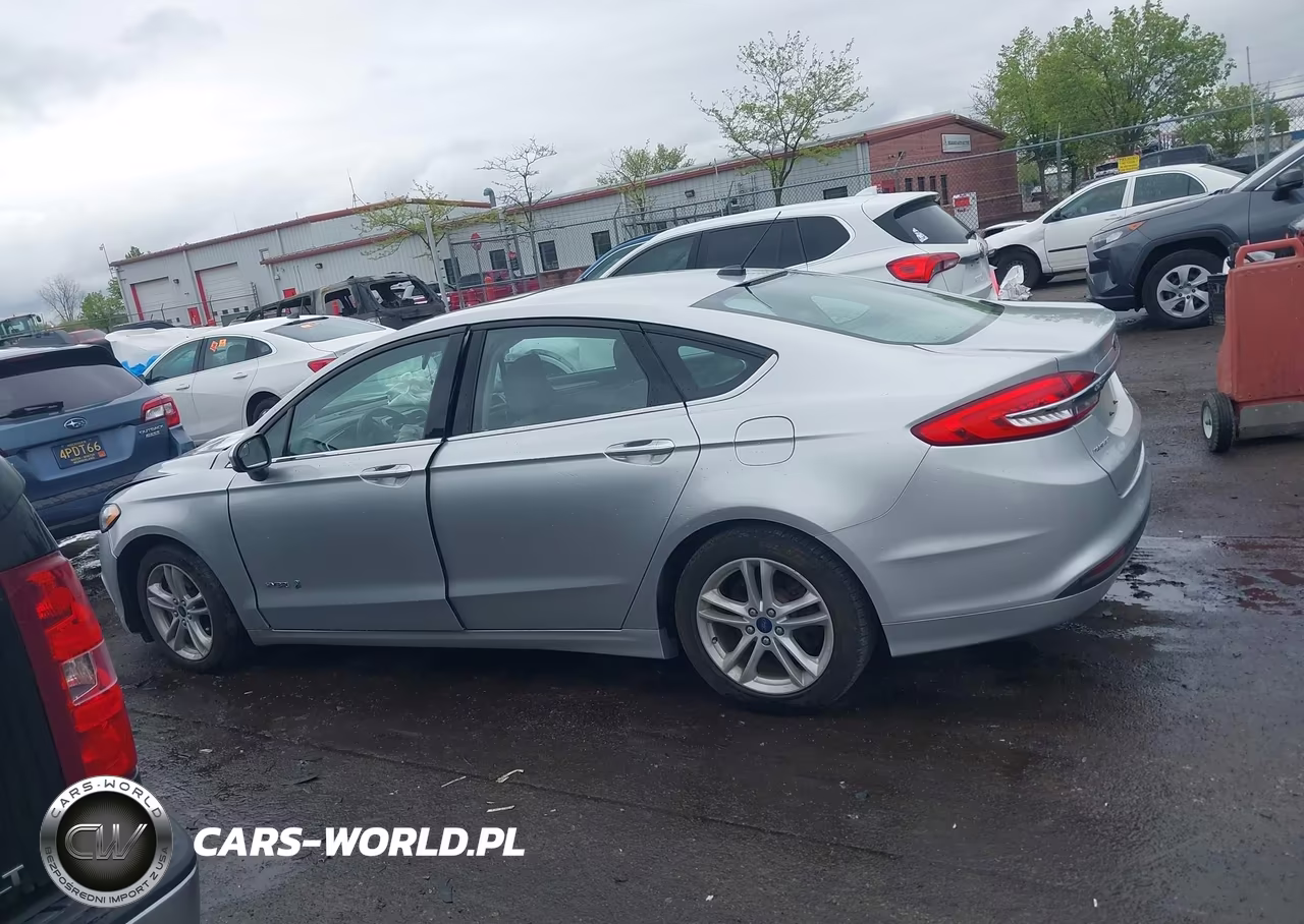 2018 Ford Fusion Hybrid Se VIN:3FA6P0LUXJR127916 - 14