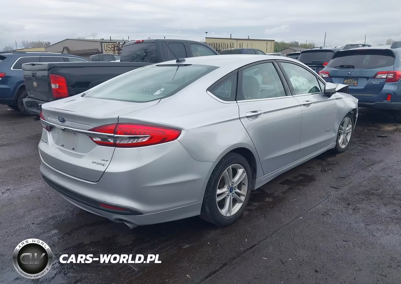 2018 Ford Fusion Hybrid Se VIN:3FA6P0LUXJR127916 - 4