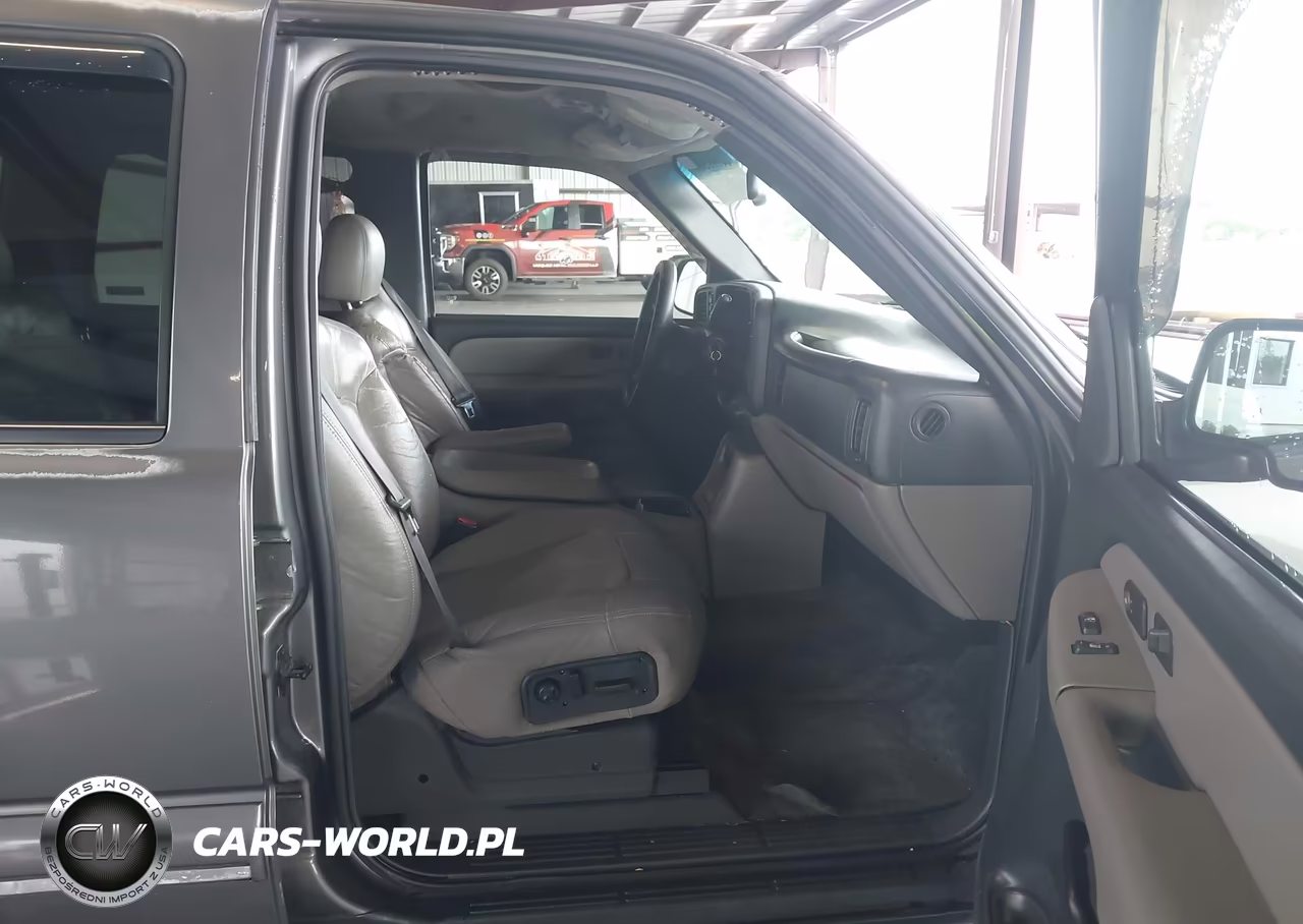 2002 Chevrolet Tahoe Lt VIN:1GNEK13T82J166945 - 5