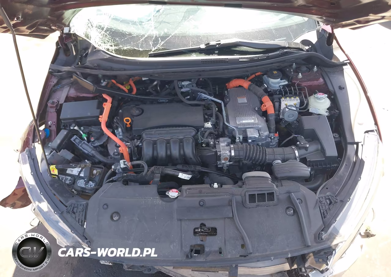 2018 Honda Clarity Plug-In Hybrid Touring VIN:JHMZC5F34JC006332 - 10